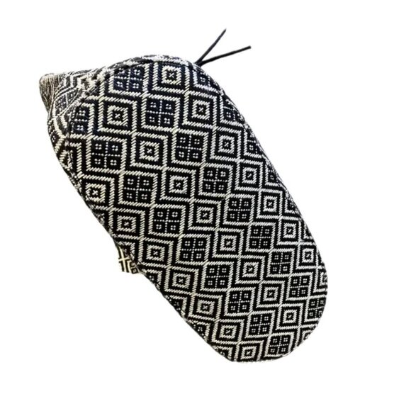 Neiman Marcus Tribal Bucket Bag Tote Black White Diamond Braided Handles EUC - Picture 4 of 6